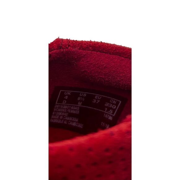 Clark’s red suede upper with jute  lower shoe  With rubber sole six 6.5 - Picture 4 of 12